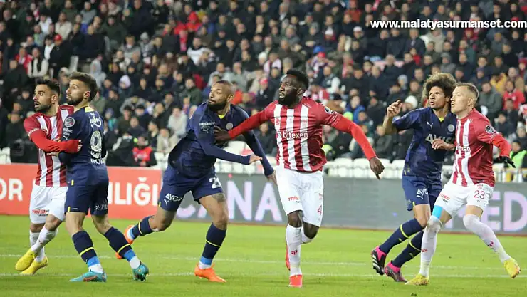 Fenerbahçe, Sivas'ta avantaj peşinde