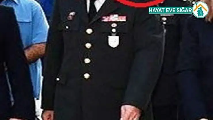 FETÖ'den tutuklanan emir subayına ev hapsi