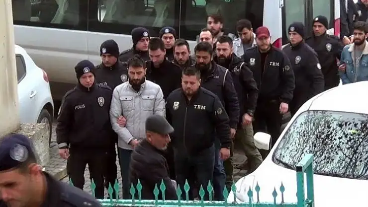 FETÖ'nün askeri mahrem yapılanmasına yönelik operasyonda 9 zanlıdan 8'i tutuklandı