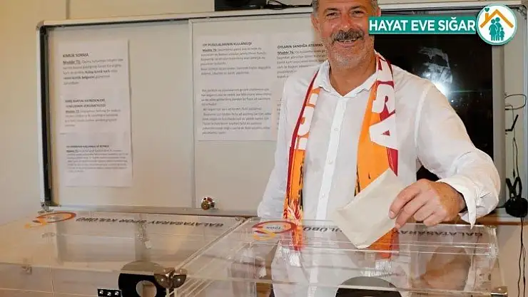 Galatasaray başkan adayları oylarını verdi
