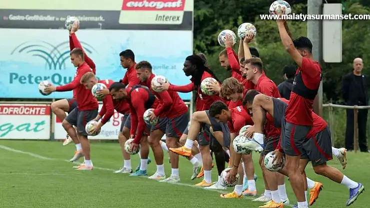 Galatasaray yeni sezon hazırlıklarını sürdürdü