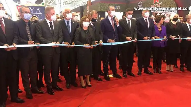 GAPSHOES Uluslararası Ayakkabı Fuarı kapılarını ziyaretçilere açtı