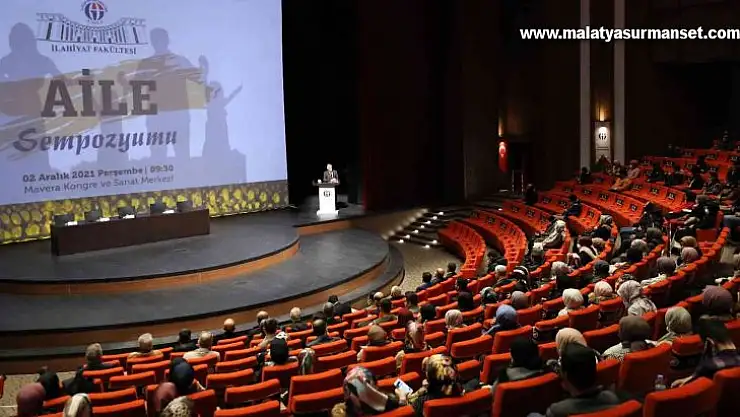 GAÜN'de aile sempozyumu gerçekleşti