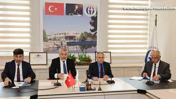 GAÜN'de ÖSYM koordinatörleri değerlendirme toplantısı