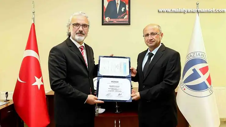 GAÜN Tekstil Mühendisliği MÜDEK tarafından yeniden akredite edildi