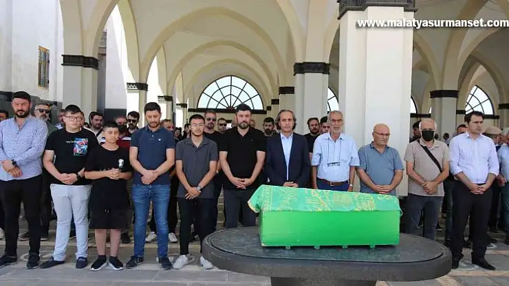 Gazeteci Özzorlar'ın evlat acısı