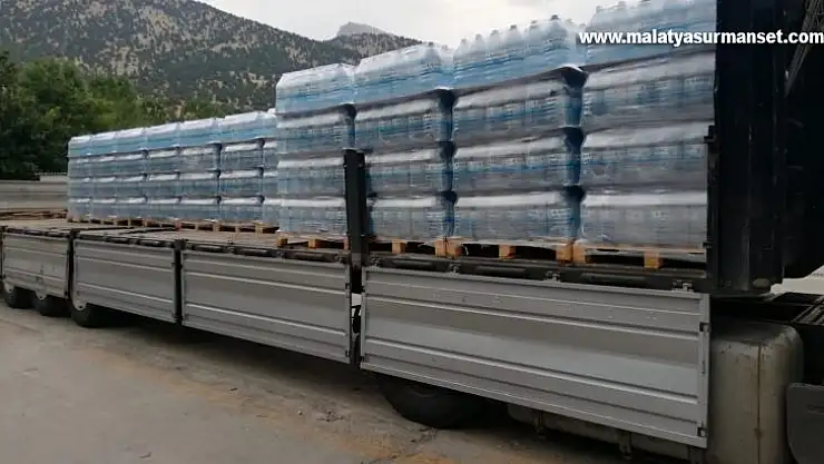 Gazi kentten sel mağdurlarına büyük destek