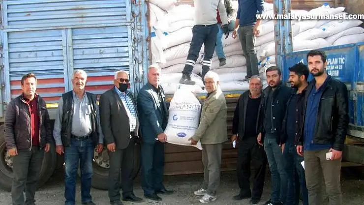 Gaziantep Büyükşehir'den çiftçiye buğday tohumu