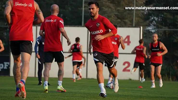 Gaziantep FK'ya 14 oyuncu geldi, 13 oyuncu gitti