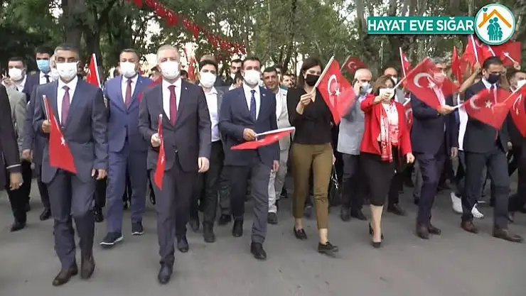 Gaziantep'te 15 Temmuz korteji