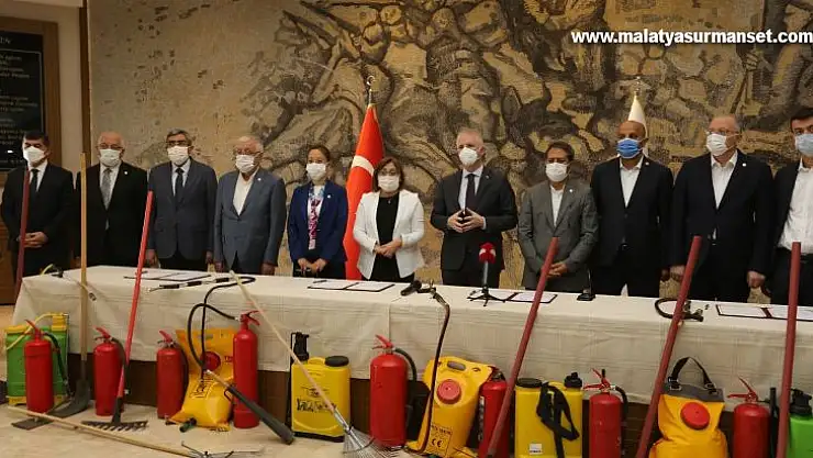 Gaziantep'te 180 orman köyüne yangın tehlikesine karşı malzeme yardımı