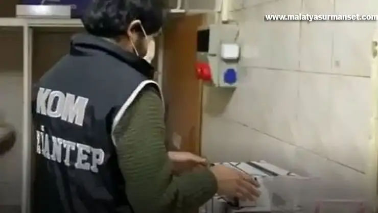 Gaziantep'te 53 bin 800 adet dolu ve boş makaron ele geçirildi