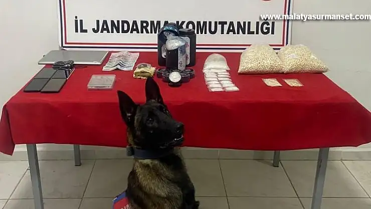 Gaziantep'te 6 kilo 100 gram metamfetamin ele geçirildi