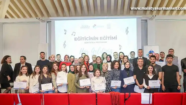 Gaziantep'te eğiticiler eğitiliyor