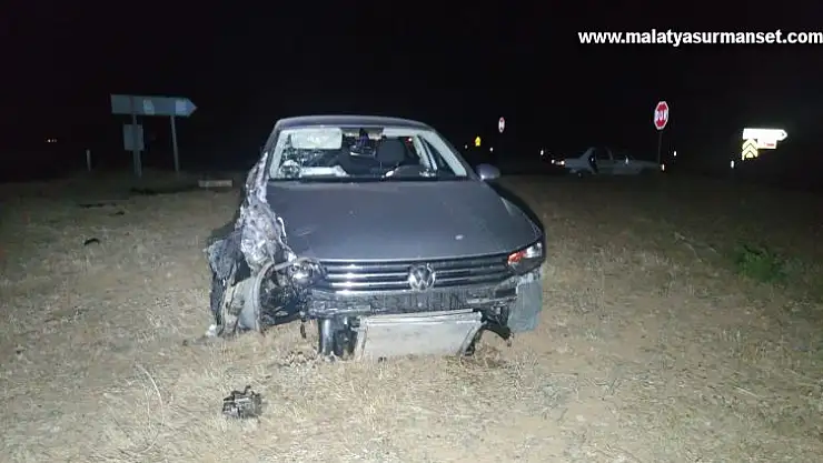 Gaziantep'te otomobil ile kamyonet çarpıştı: 5 yaralı