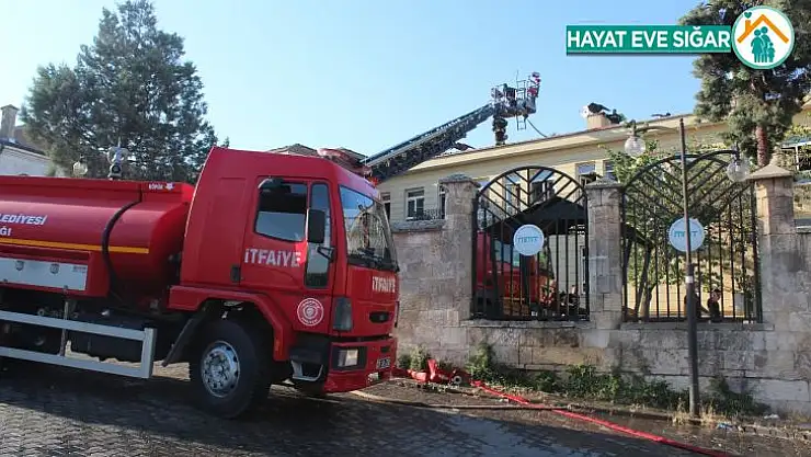 Gaziantep'te özel hastanede çıkan yangın büyümeden söndürüldü