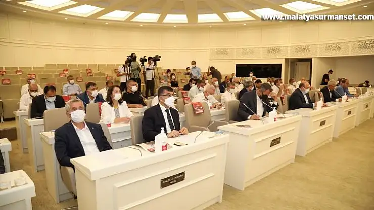 Gaziantep'ten yangından etkilenen vatandaşlara yardım