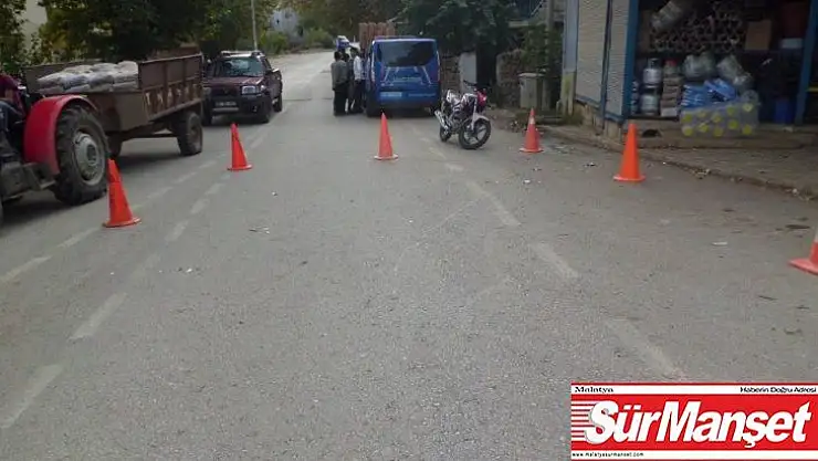 Gaziantep'te motosiklet yayaya çarptı 3 yaralı