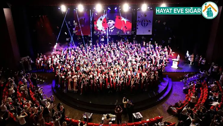 Geleceğin mühendislerinin kep atma heyecanı