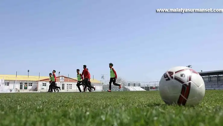 Genç yetenekler Büyükşehir Belediyespor Kulübüne kazandırıldı