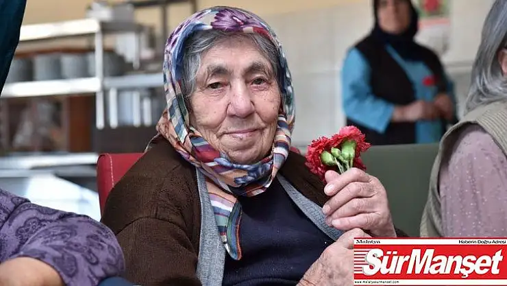 Gençlerden anlamlı konser