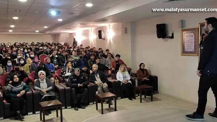 Gençlerin sanal ortamdaki tehlikelerden korunması çabası