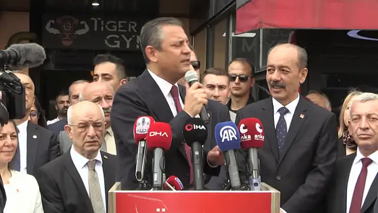 Genel Başkan Özel Bu İşin Siyaseti Yok Emeklinin Maaşını Önce Asgari Ücrete Çıkaracağız.