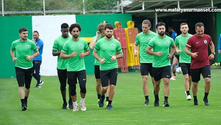 Giresunspor'da Eren Tozlu ve Caner Hüseyin Bağ ile yollar ayrıldı