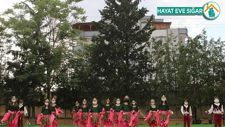 GKV Özel İlkokulu öğrencilerinden muhteşem yılsonu etkinlikleri