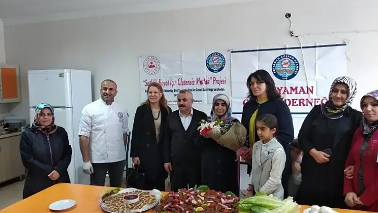Glütensiz mutfak eğitimleri devam ediyor