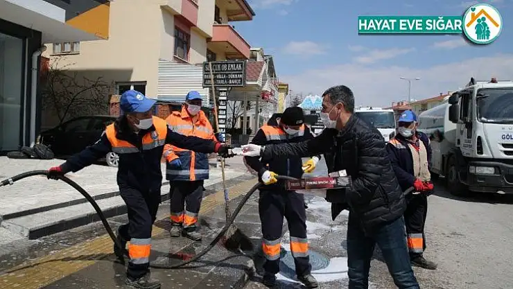 Gölbaşı Belediye Başkanı Şimşek: 'Kimseyi ekmeksiz ve susuz bırakmayacağız'