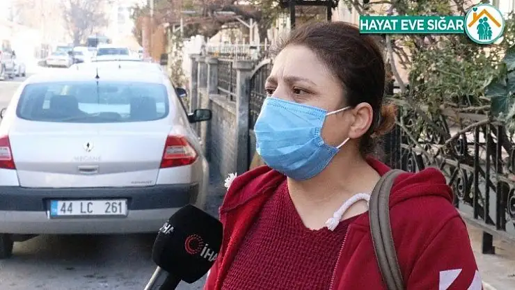 Gözyaşları içinde kayıp kızını arıyor