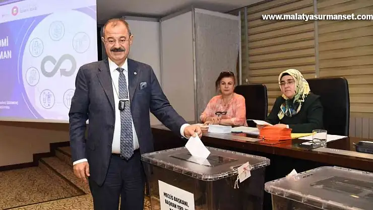 GSO'da Konukoğlu ve Ünverdi yeniden başkanlığa seçildi