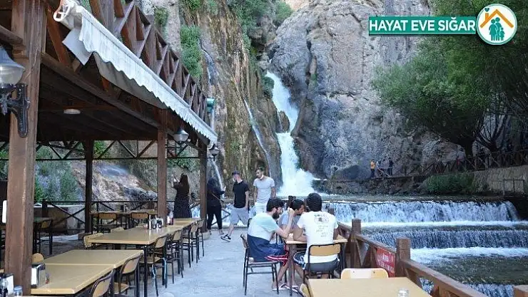 Günpınar Şelalesi misafirlerini ağırlamaya başladı