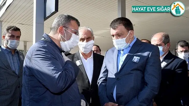 Gürkan vefat eden Malatya eski Belediye Başkanı Semercioğlu'nun ailesine taziyelerini iletti