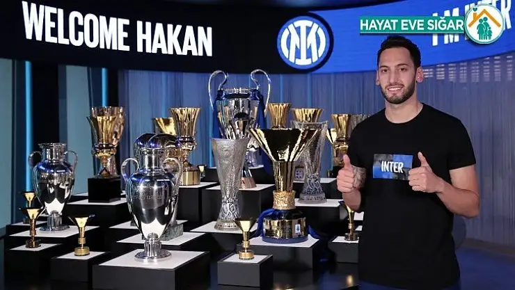 Hakan Çalhanoğlu Inter'e transfer oldu