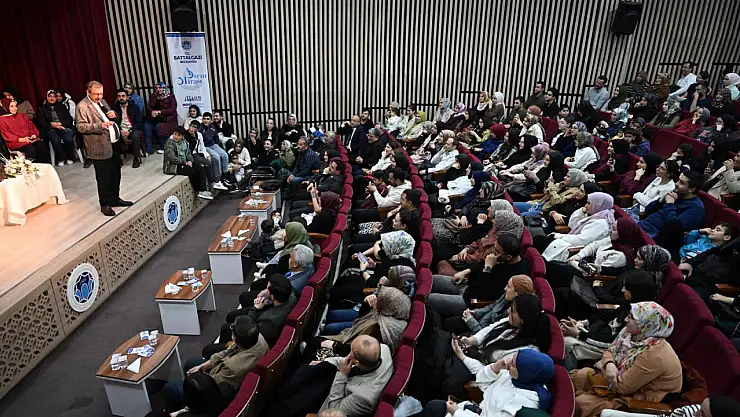 Hayati İnanç'tan Battalgazi'de Güldüren ve Düşündüren Söyleşi