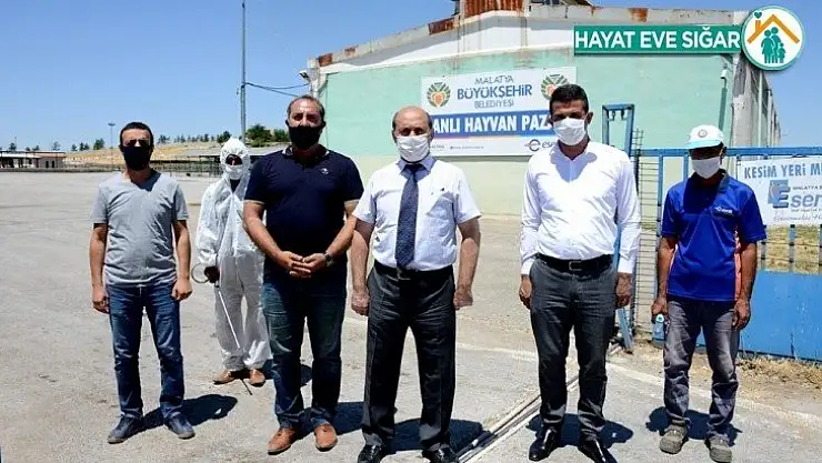 Hayvan pazarında korona virüs tedbirleri