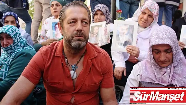 HDP önünde eylem yapan annelere sanatçı Bora Gencer'den destek ziyareti
