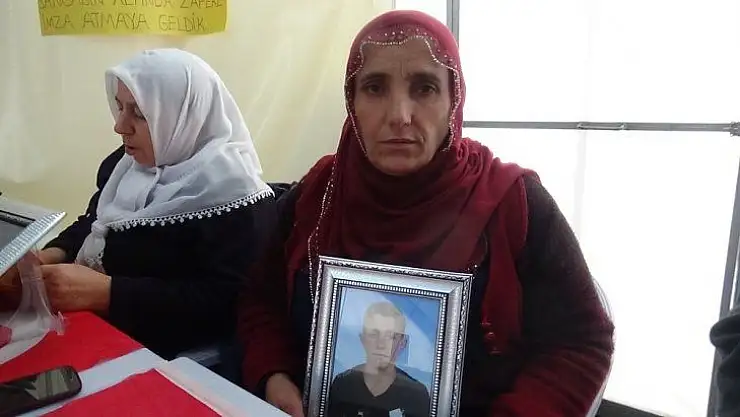 HDP önündeki ailelerin evlat nöbeti 123'ncü gününde