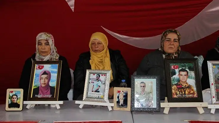 HDP önündeki ailelerin evlat nöbeti 174'üncü gününde