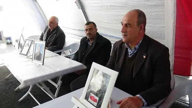 HDP önündeki ailelerin evlat nöbeti 186'ncı gününde