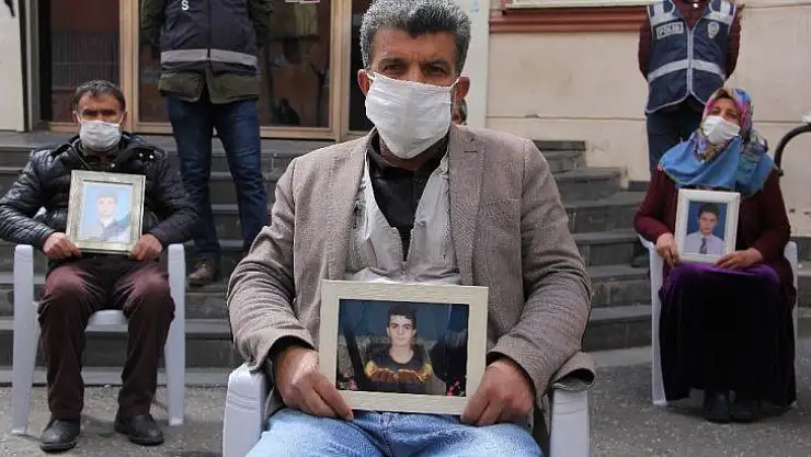 HDP önündeki ailelerin evlat nöbeti 215'inci gününde