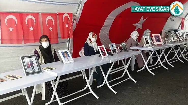 HDP önündeki ailelerin evlat nöbeti 274'üncü gününde