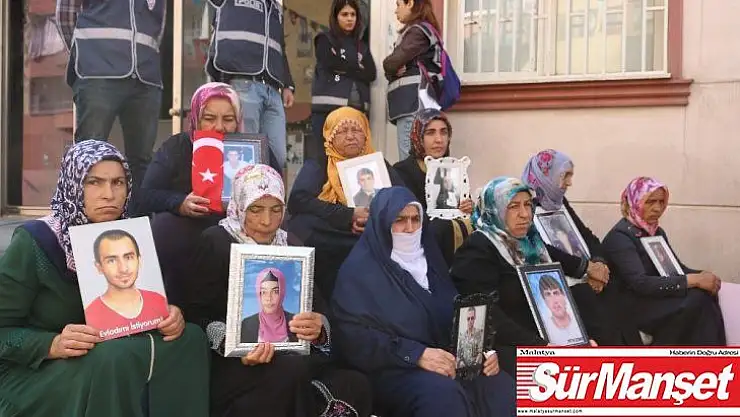 HDP önündeki ailelerin evlat nöbeti 49'uncu gününde