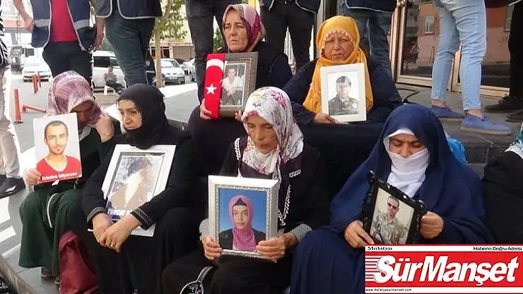 HDP önündeki ailelerin evlat nöbeti 52. günde