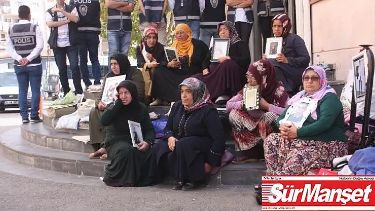 HDP önündeki evlat nöbetinde aile sayısı 54'e yükseldi