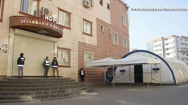 HDP ve PKK mağduru ailelerin evlat nöbeti 809'uncu gününde