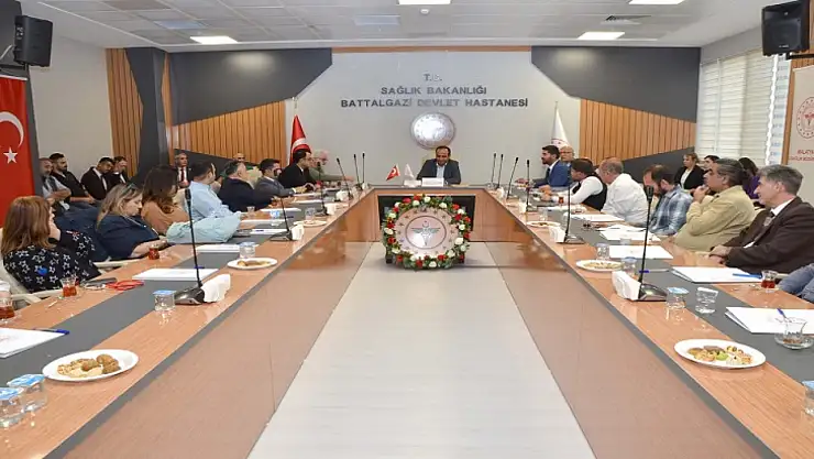 Hekimler Arasındaki İş Birliği Toplum Sağlığını Güçlendiriyor