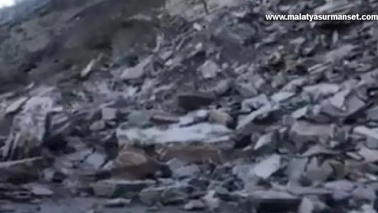 Heyelan nedeniyle Cide-Doğanyurt karayolu ulaşıma kapandı